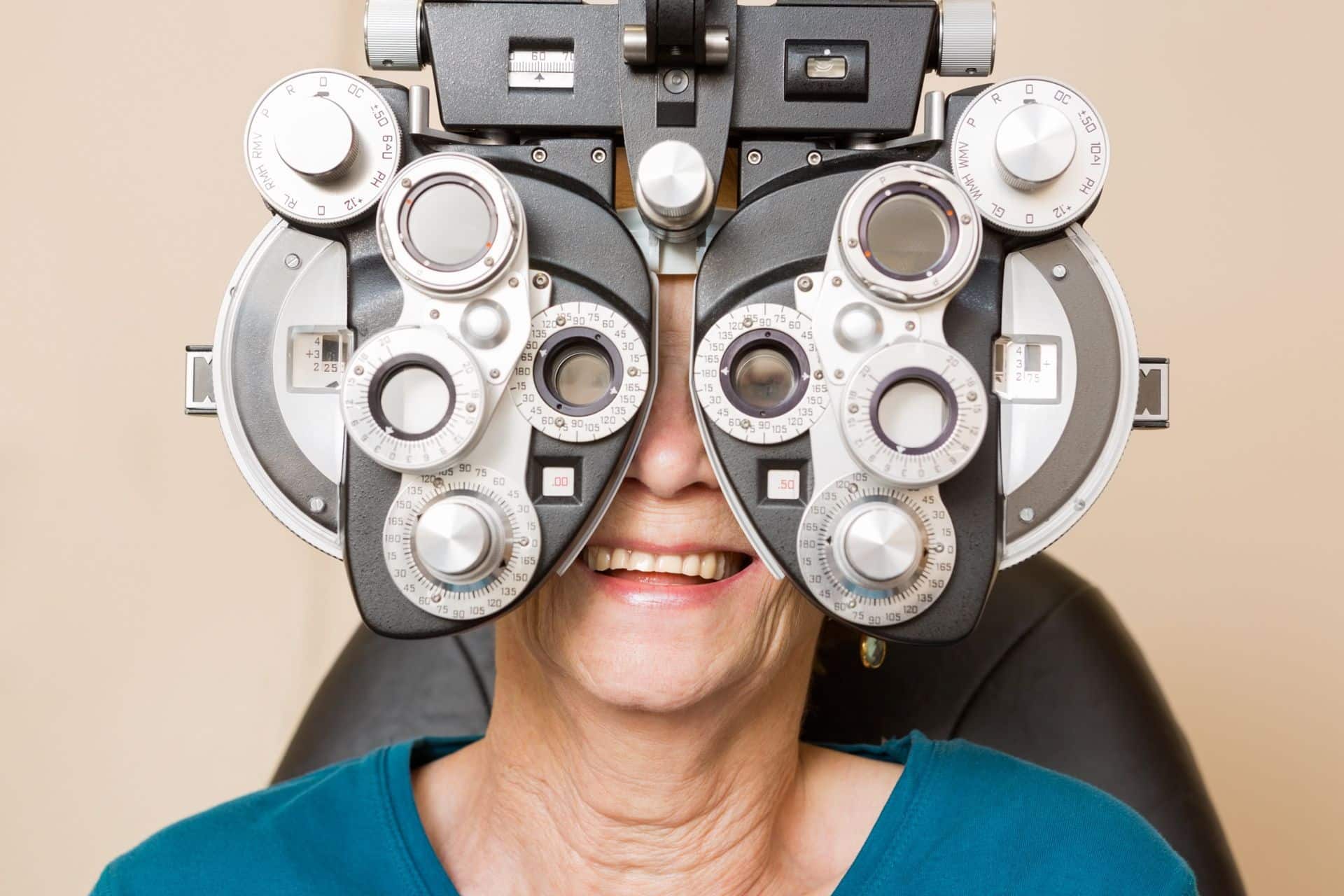 Ophthalmologist